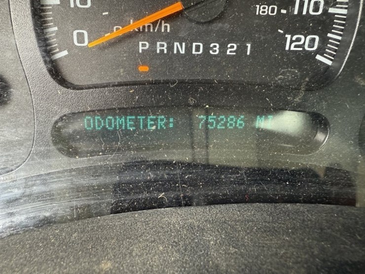 2006-chevrolet-silverado-3500-image-26