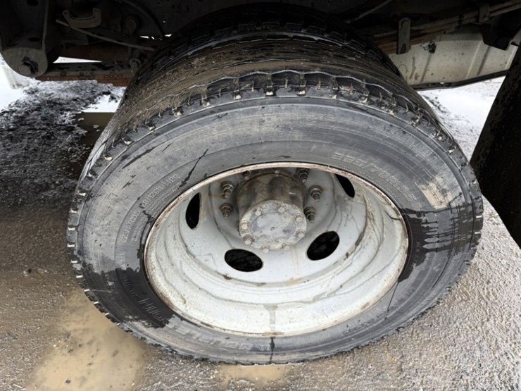 2009-ford-f550-sd-image-17