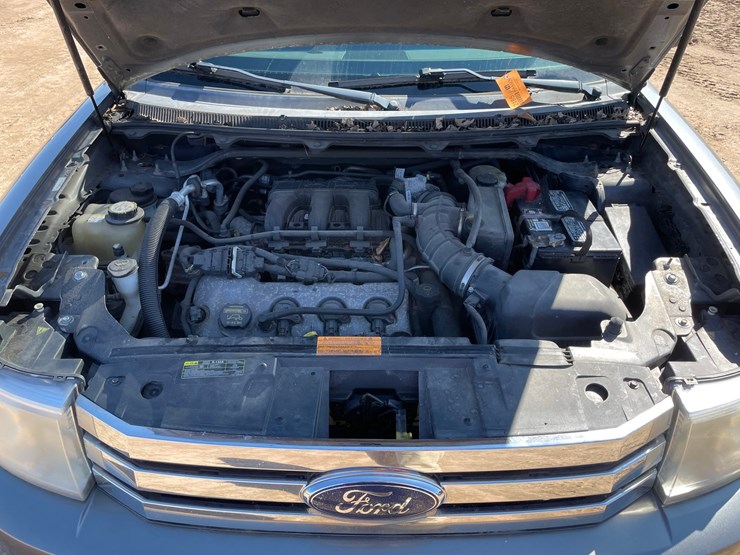 2009-ford-flex-image-48