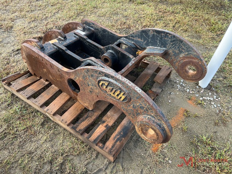 geith-3-finger-excavator-thumb-image-3