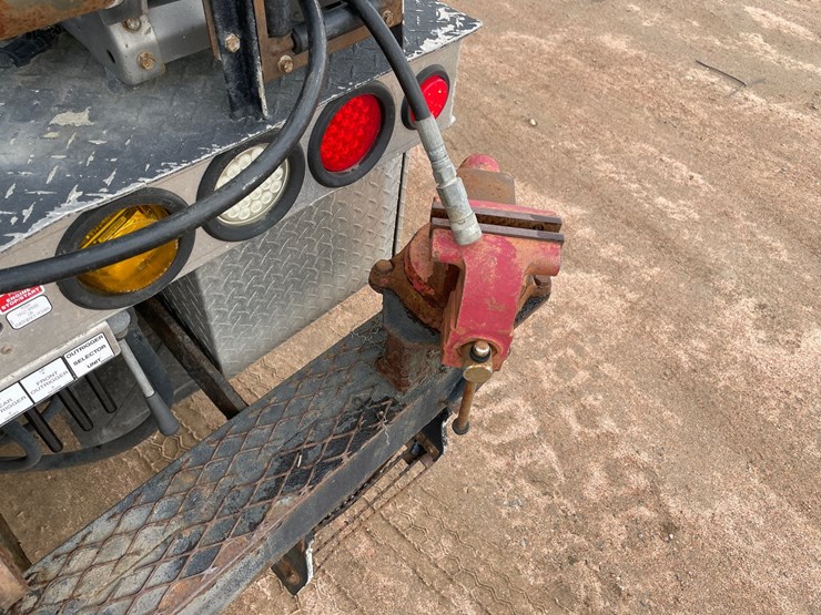 2012-international-durastar-4400-image-24