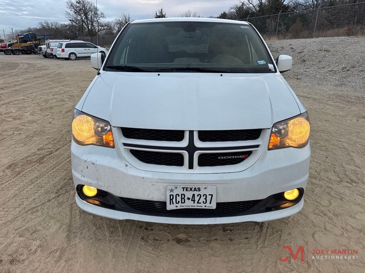 2019-dodge-grand-caravan-image-5