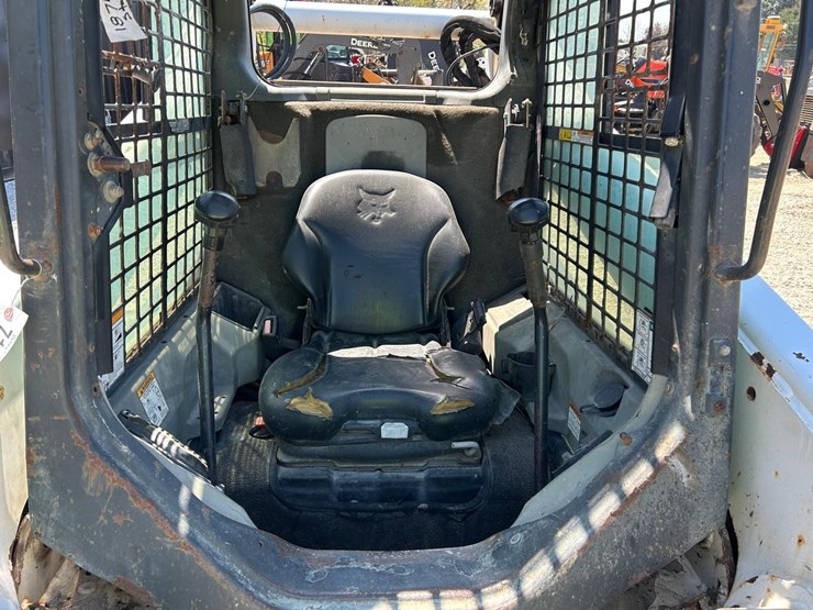 bobcat-t770-image-12