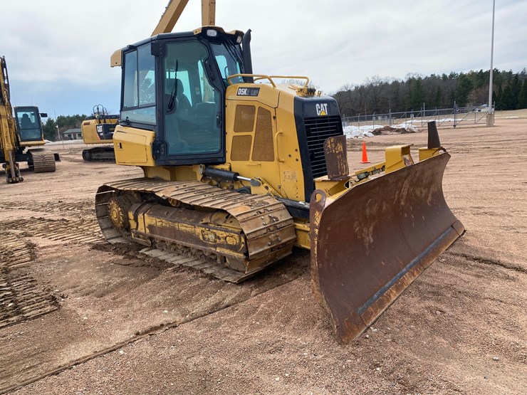 2016-caterpillar-d5k2-lgp-image-3