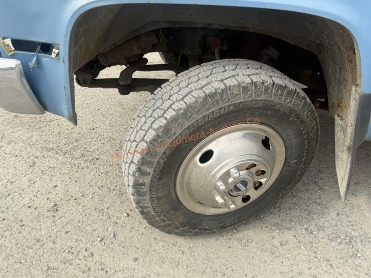 1986-chevrolet-30-image-15