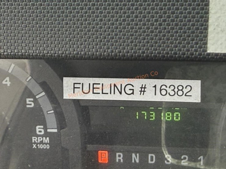 2010-ford-e450-image-50