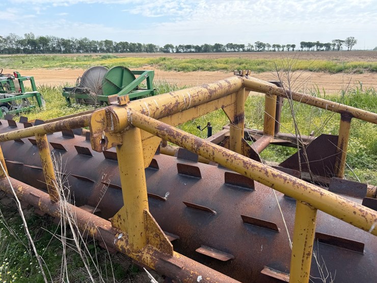#46926-•-20'-stubble-roller-image-22
