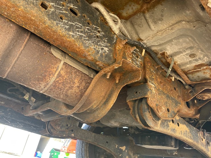 2012-ford-f550-image-18