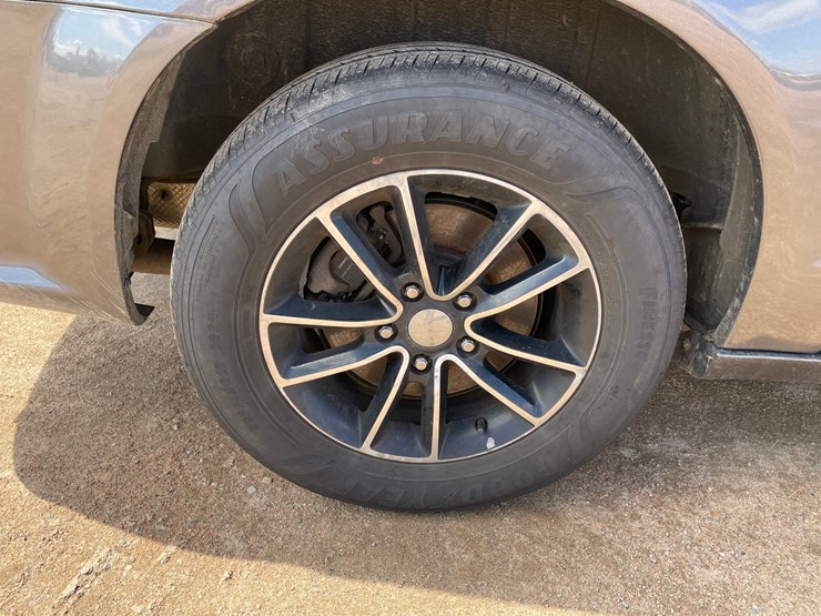 2017-dodge-grand-caravan-image-17