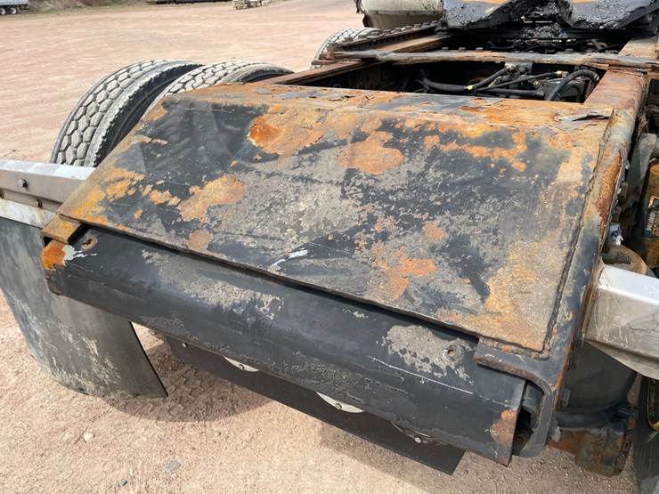 2009-kenworth-w900-image-31