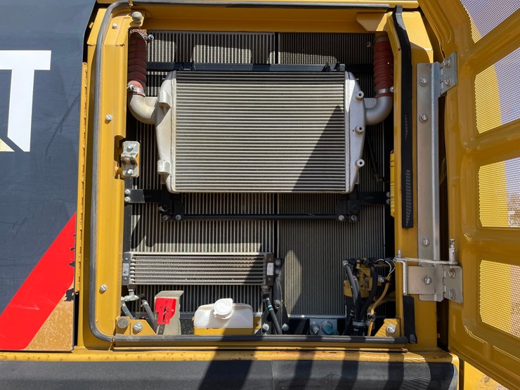 caterpillar-324e-image-45