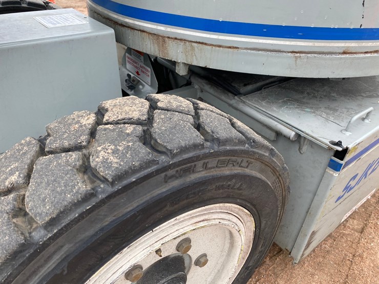 1995-skyjack-sjkb33n-image-28