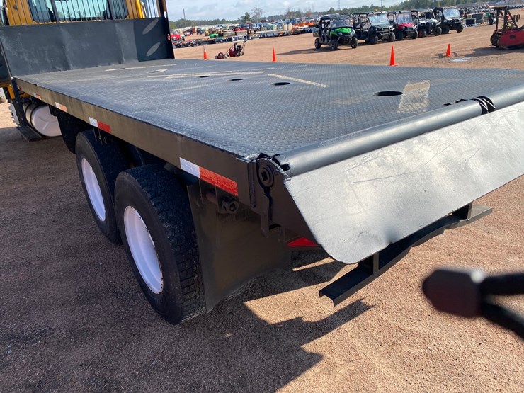 2004-international-7400-image-19