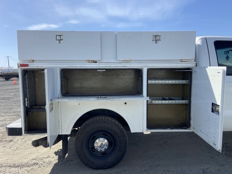 2014-ford-f250-xl-image-29