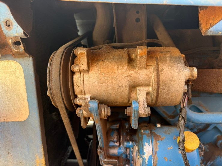 1990-ford-6610-image-24