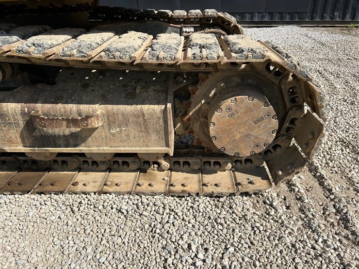 komatsu-pc138us-lc-8-image-20