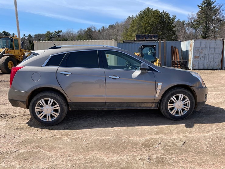 2011-cadillac-srx-image-6