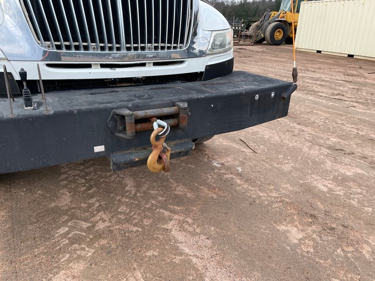 2012-international-durastar-4400-image-9