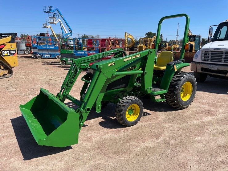 john-deere-4200-image-1