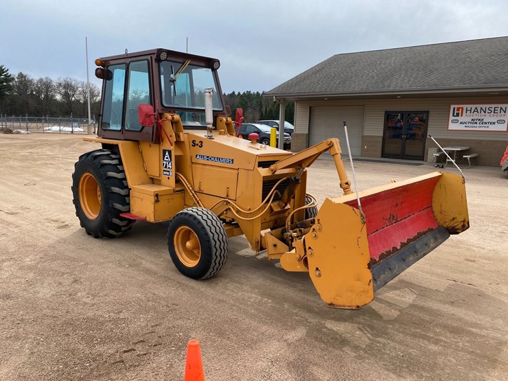 #1004-•-1982-allis-chalmers-714-series-b-industrial-plow-tractor-image-4