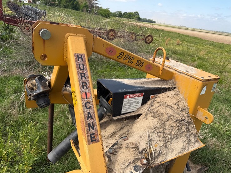 #46932-•-hurricane-26-pto-ditcher-image-12