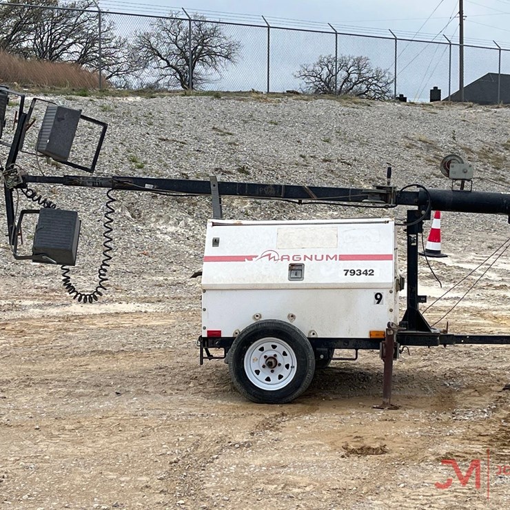 MAGNUM MLT4060MMH TOWABLE LIGHT TOWER