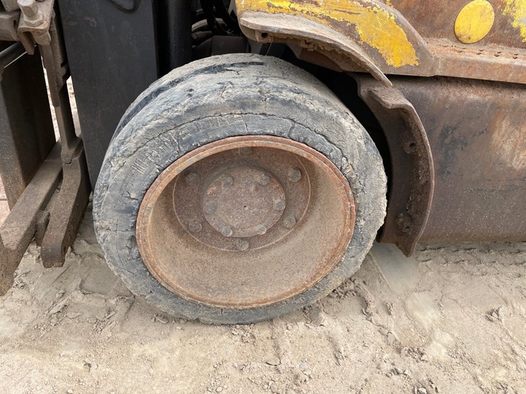 #1145-•-hyster-lp-forklift-image-23