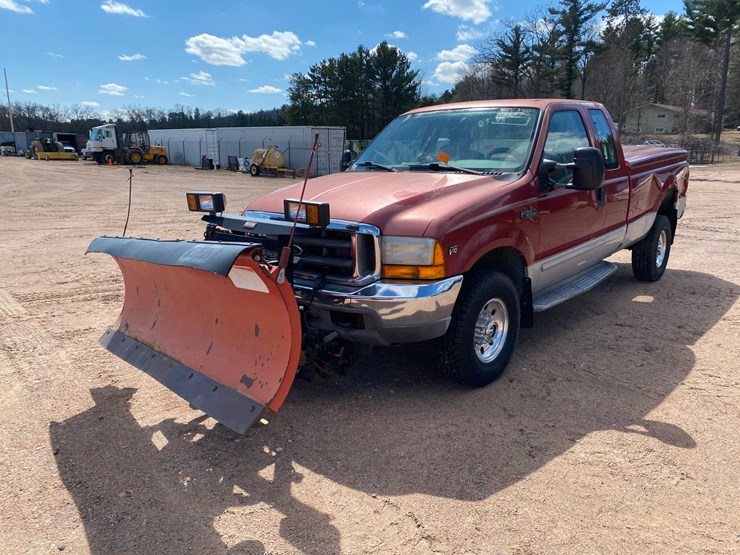 2001-ford-f350-xlt-image-1
