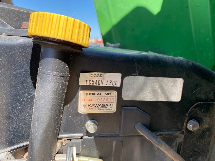 john-deere-325-image-29