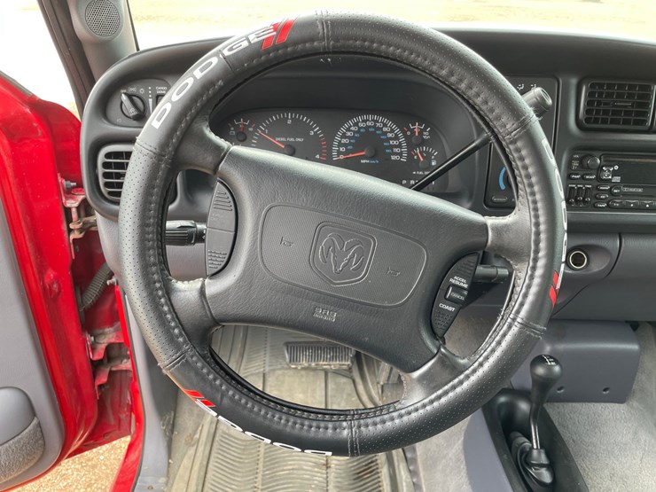 1999-dodge-ram-3500-image-31