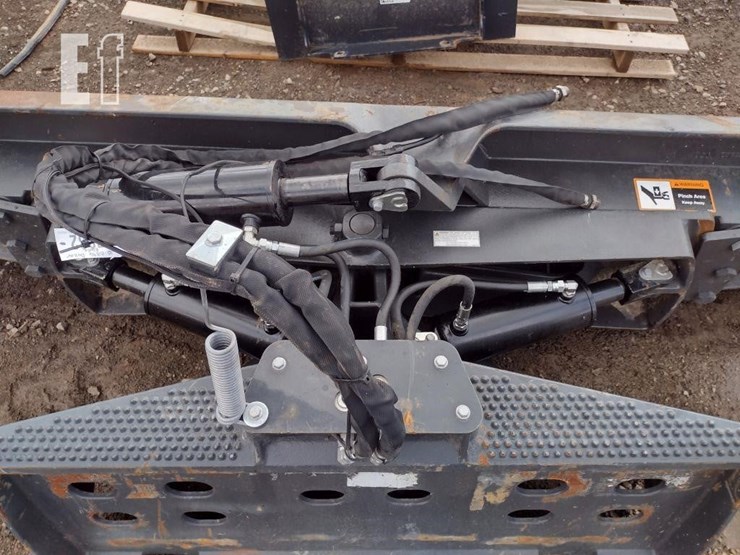 john-deere-24-image-5