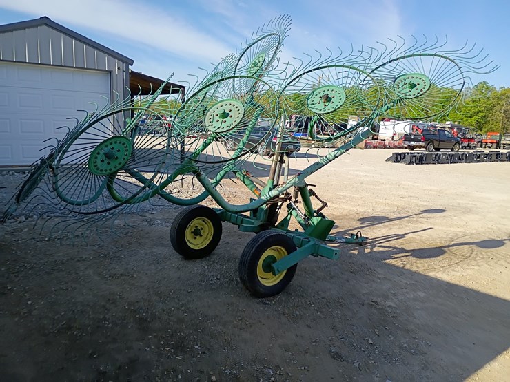 john-deere-702-image-5