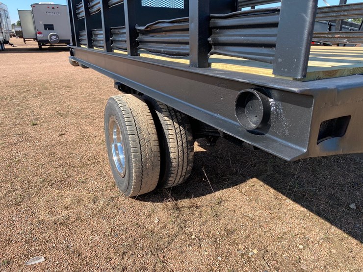 custom-trailer-image-18