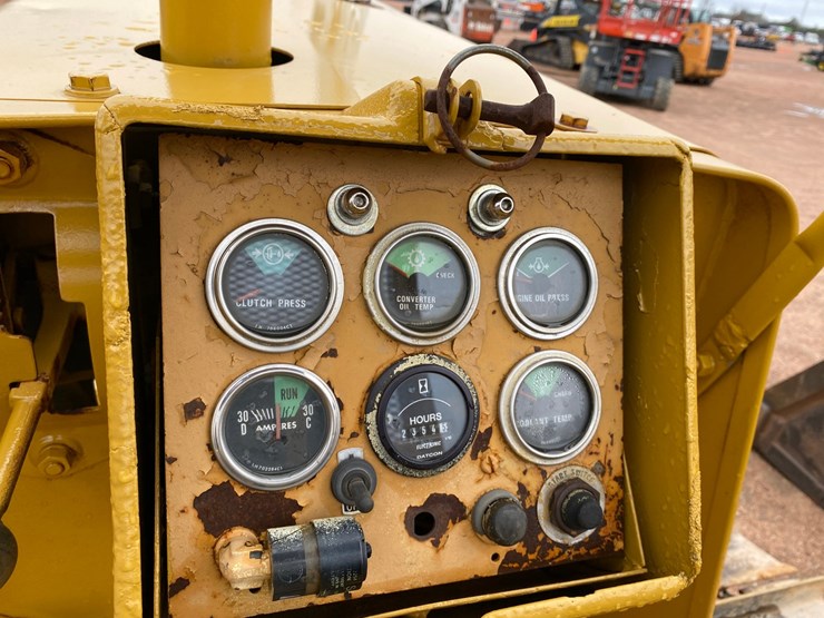 international-td8-image-42