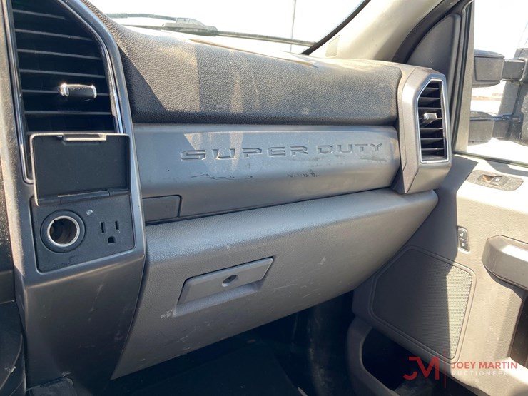 2019-ford-f250-xlt-image-10