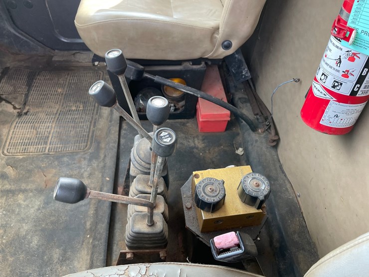 1995-international-2554-image-62