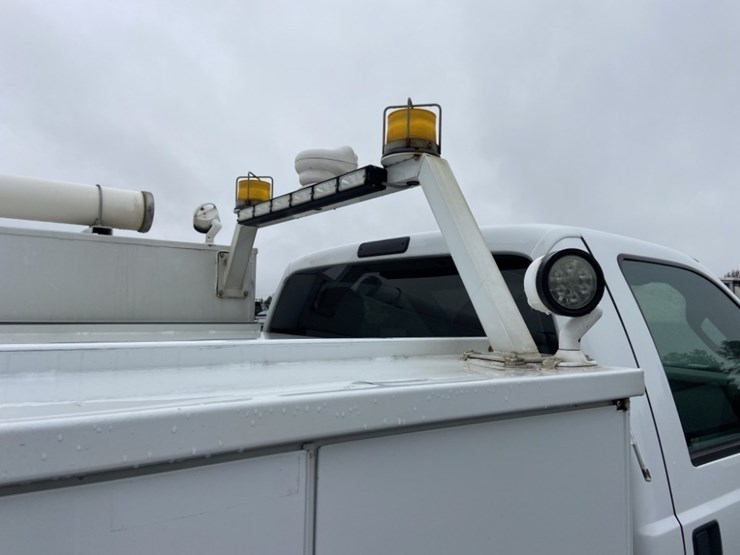 2016-ford-f350-sd-image-32