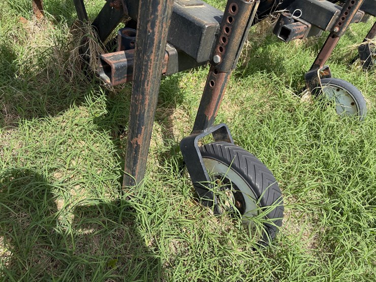 2000-landoll-2000-image-23