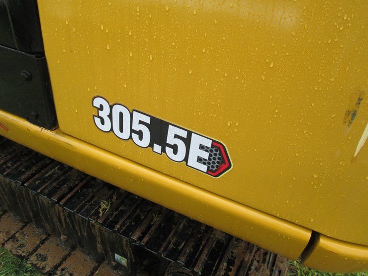 caterpillar-305.5-image-5