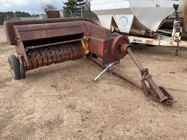 new-holland-68-image-3