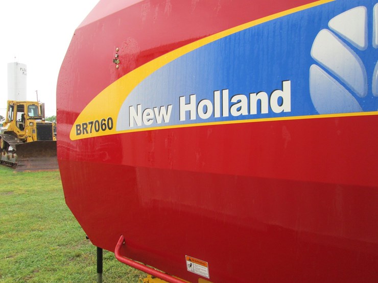new-holland-br7060-image-9