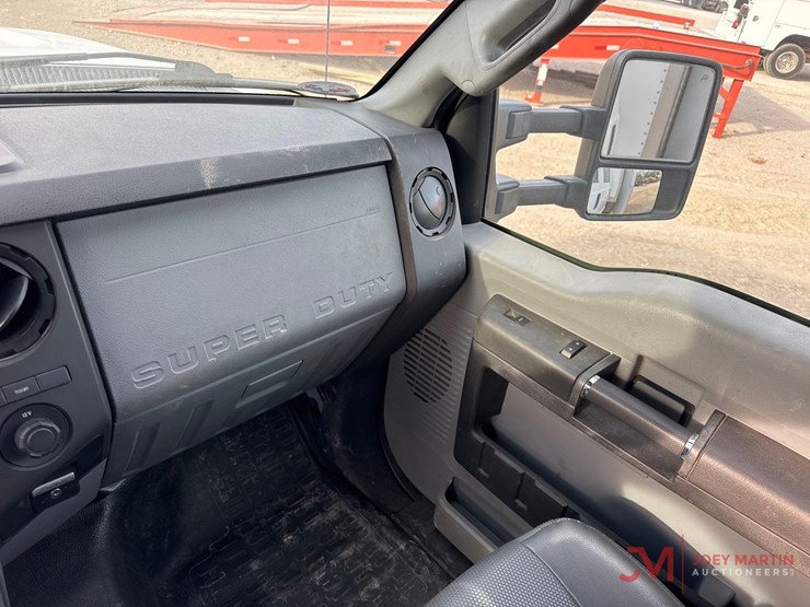 2016-ford-f550-xl-image-30