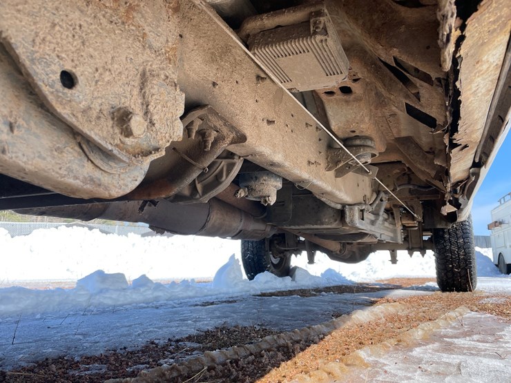 2011-ford-f350-image-17