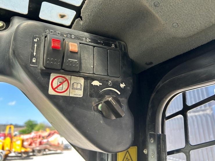 2020-asv-posi-track-vt70ho-image-21