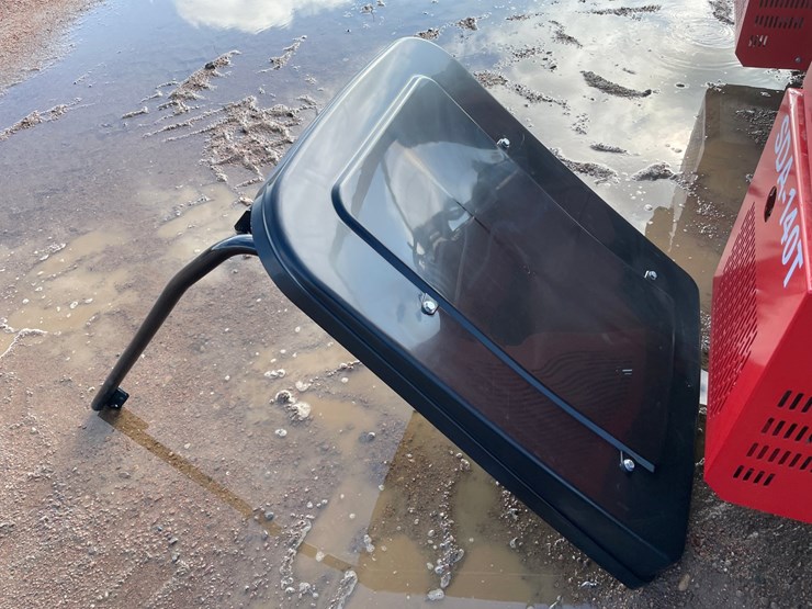 #1156-•-agt-sda-140t-tracked-ride-on-mini-skid-steer-image-17