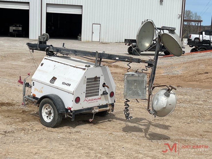 magnum-mlt4060mmh-towable-light-tower-image-3
