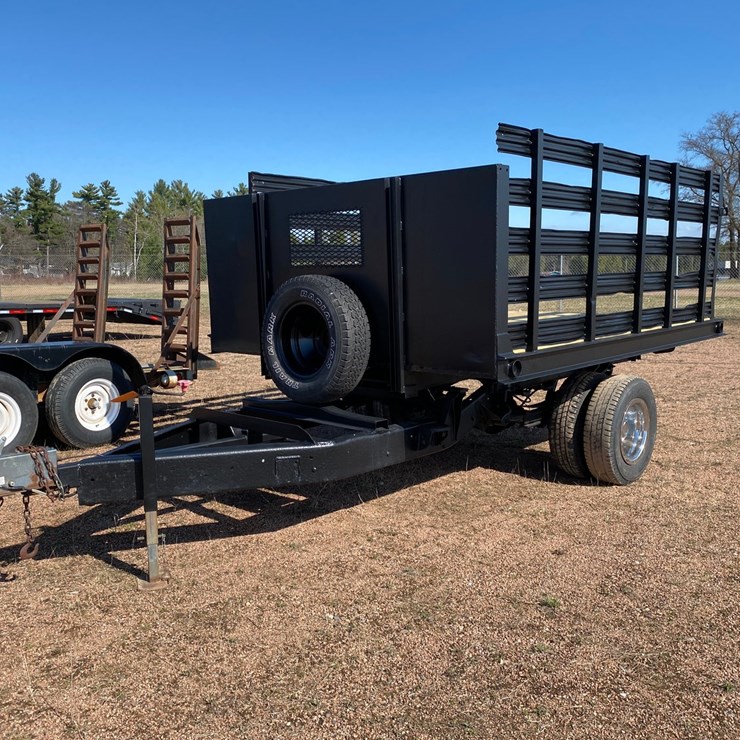 CUSTOM TRAILER