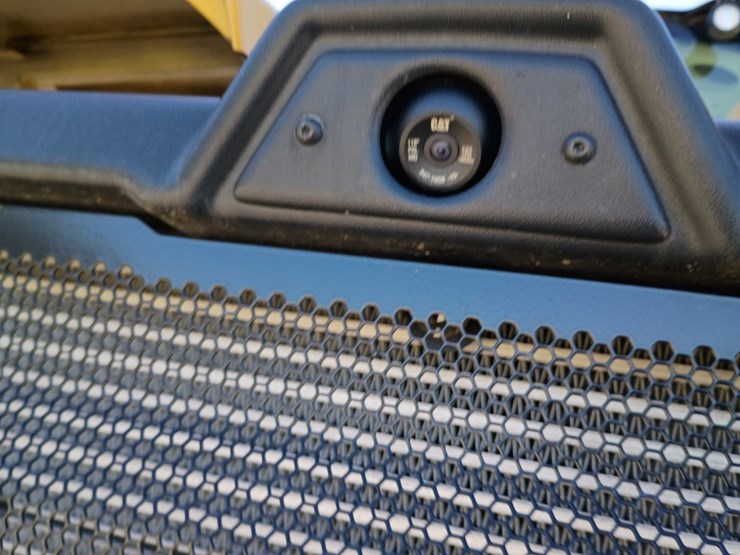 2023-caterpillar-910-image-71