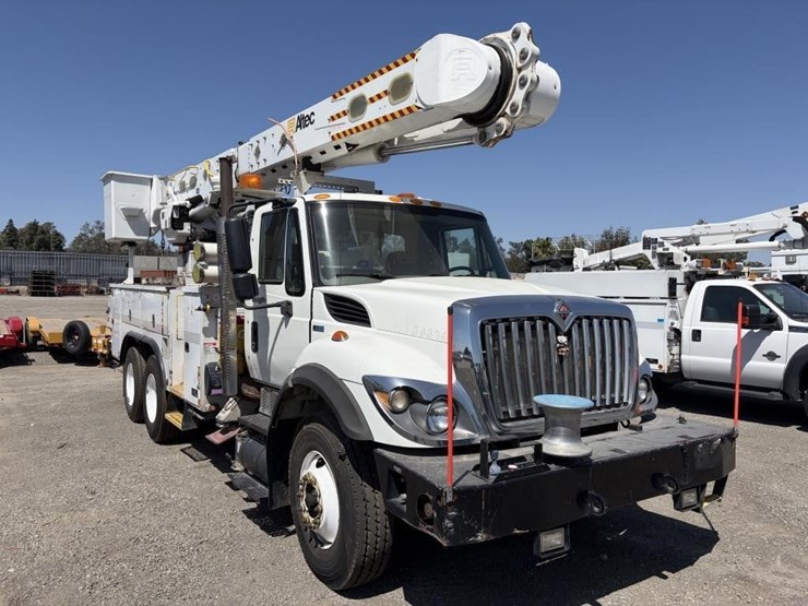 2012-international-workstar-7400-image-2