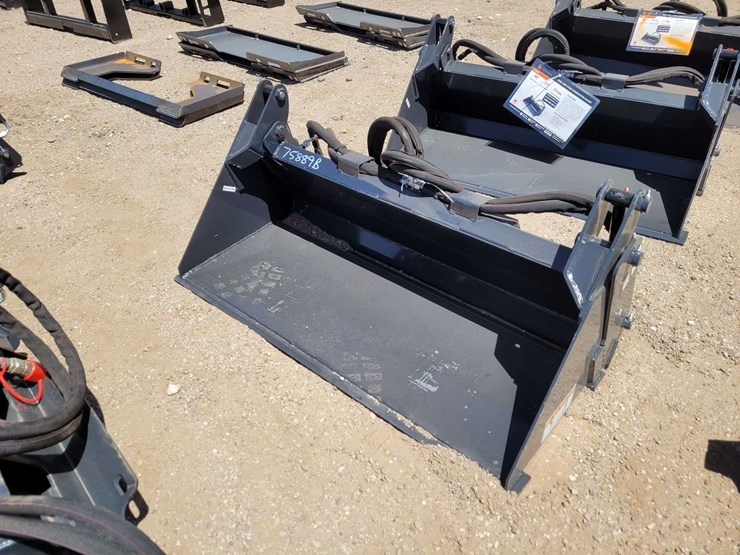 wolverine-mcb-11-48w-mini-skid-steer-combination-bucket-image-2